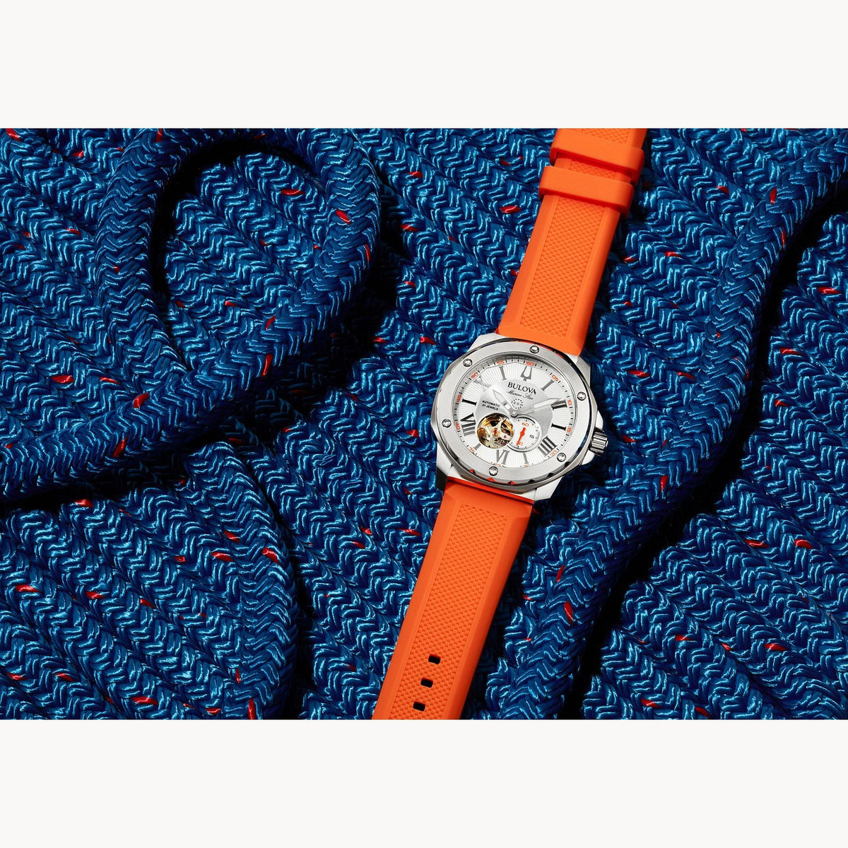 98A226 Bulova Marine Star reloj de hombre banda de caucho 44mm