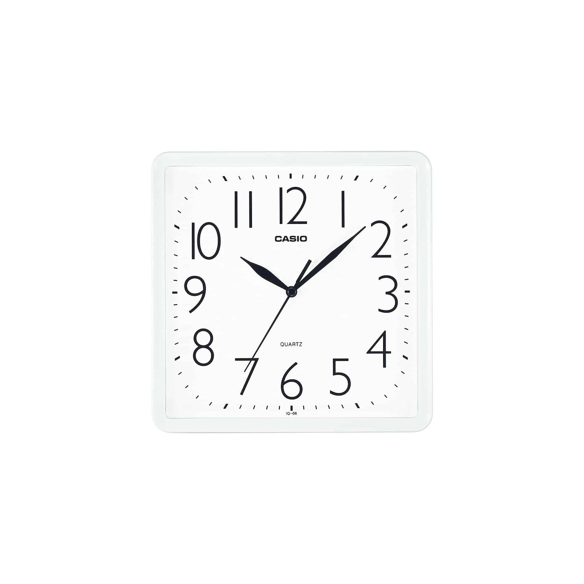 IQ-06-7 casio pared