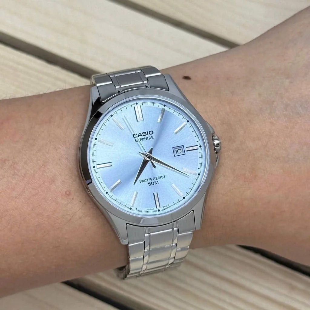 MTS-115D Reloj Casio de hombre correa de metal con cristal de zafiro