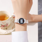 2338 Reloj Skmei para dama pulsera de metal digital