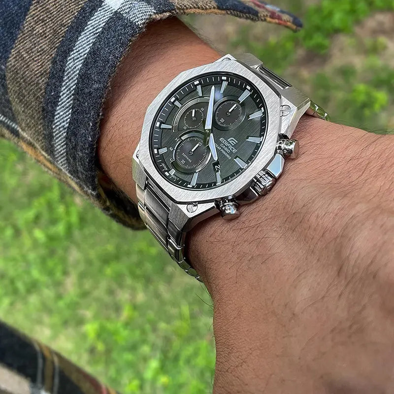 EFS-S570D Edifice Reloj para Hombre Pulsera de Metal Análogo