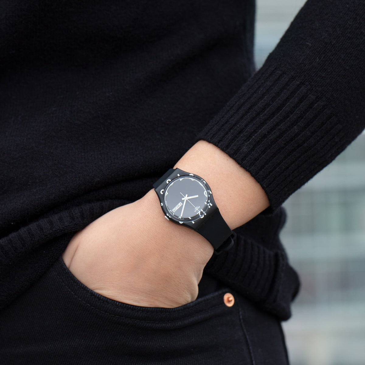 GB757 Reloj Swatch Over Black de hombre pulsera de resina 34 mm