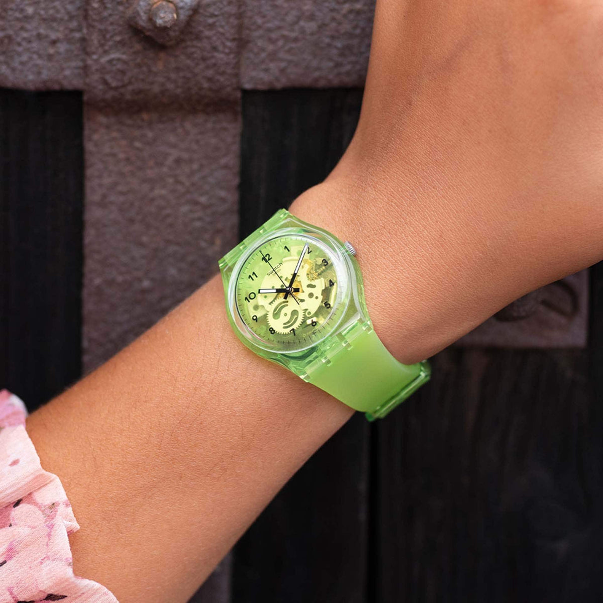 GG227 Reloj Swatch Lemon Flavour de hombre pulsera de resina