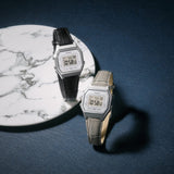 LA680WEL-1 Reloj Casio Vintage de dama banda de piel digital