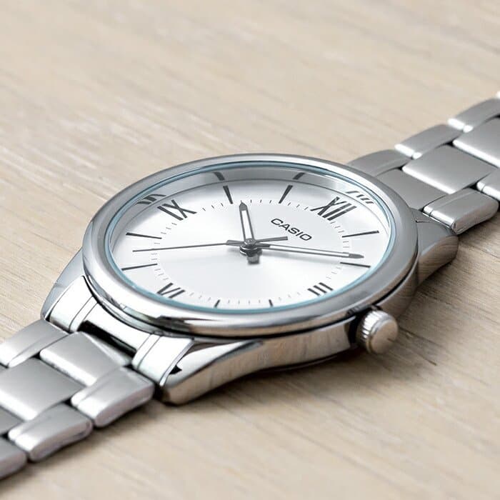 MTP-V005 Reloj Casio para Hombre Pulsera de Metal Análogo