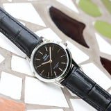 S281J Reloj QQ para Dama pulsera de cuero