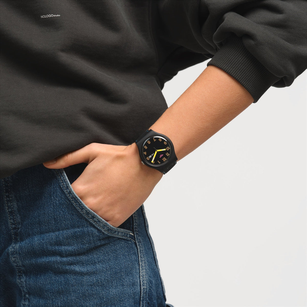 SO29B707 Reloj Swatch Dark Glow de hombre pulsera de silicona