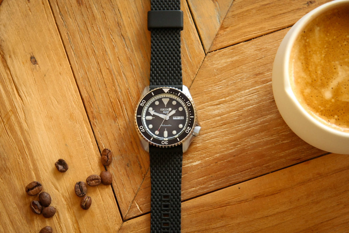 SRPD73K2 Reloj Seiko de caballero correa de resina