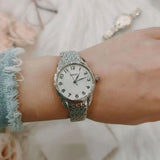SUR561P1 Reloj Seiko Neo Classic de dama pulsera de metal