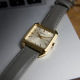 SWR090P1 Reloj Seiko Essentials de dama pulsera de piel 26 mm