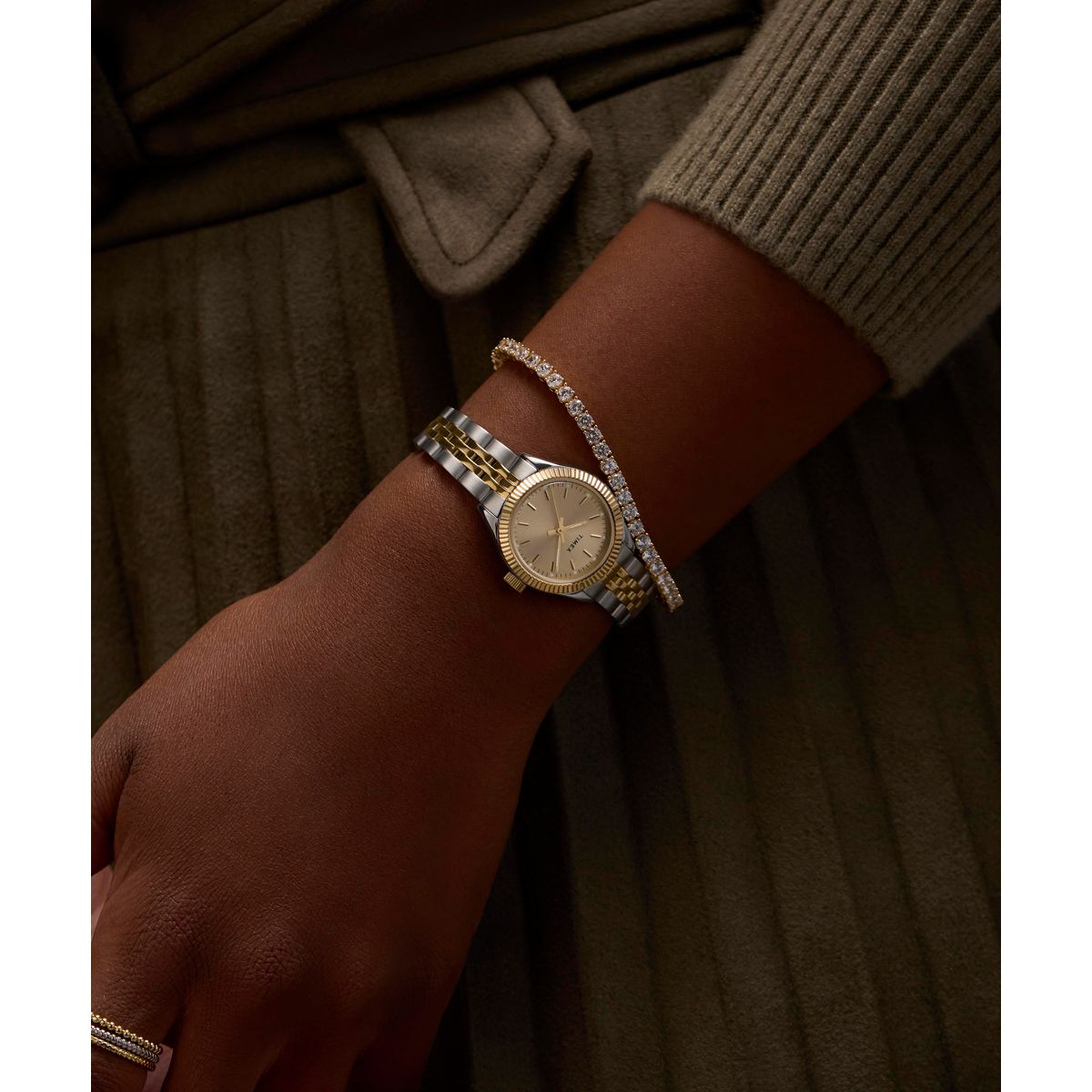 TW2W90900 Reloj Timex Legacy mini de dama pulsera de metal